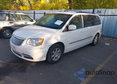 2012 Chrysler Town & Country Touring from USA, damaged, VIN 2C4RC1BG4CR382333